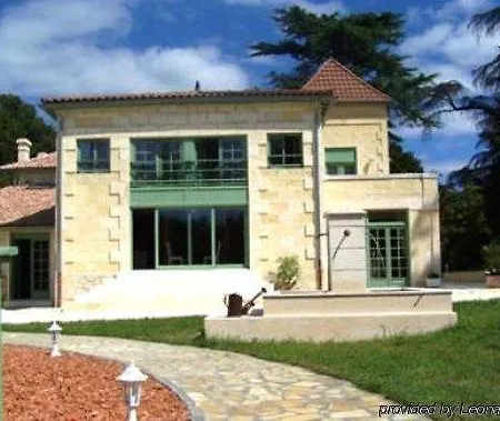 Le Clos Du - Chc Couette-café 2*