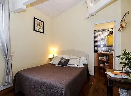 Le Clos Du - Chc Bed & Breakfast