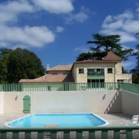 Le Clos Du - Chc Couette-café Camarsac
